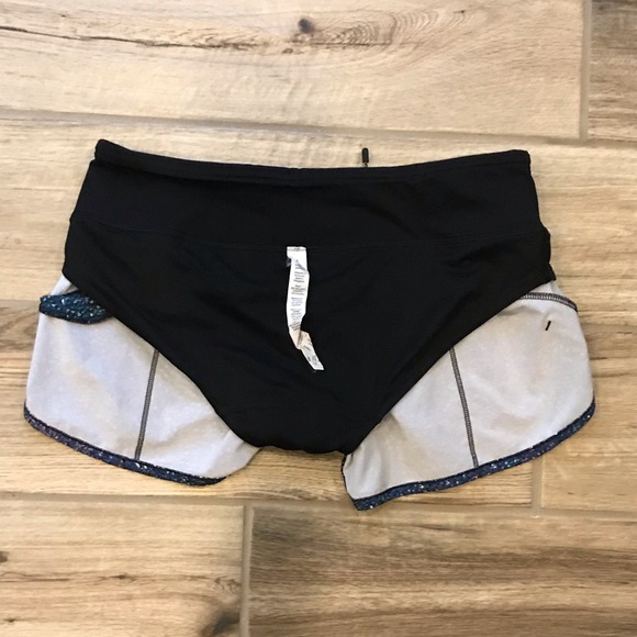 Lululemon Speed Shorts - Strive Multi (Mermaid) - Picture 4 of 8